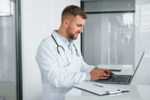 Professionnel de santé : sous quel statut exercer son activité ?