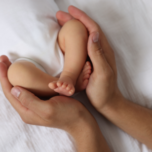 Congé de naissance 2026 : durée, conditions et démarches